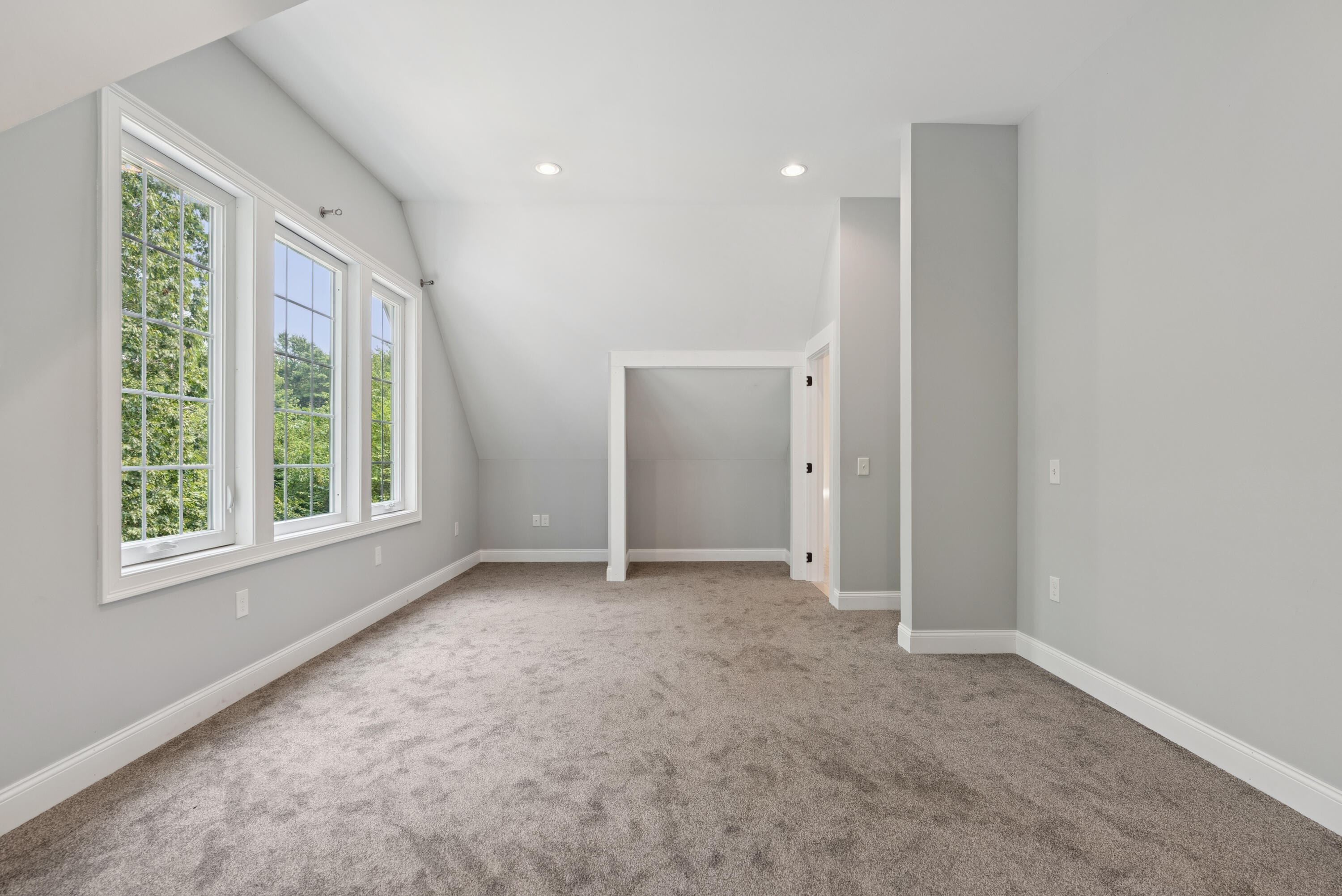 28 Riverlocks Road Kennebunk, ME 04043 - Photo 57 of 86 Bedroom