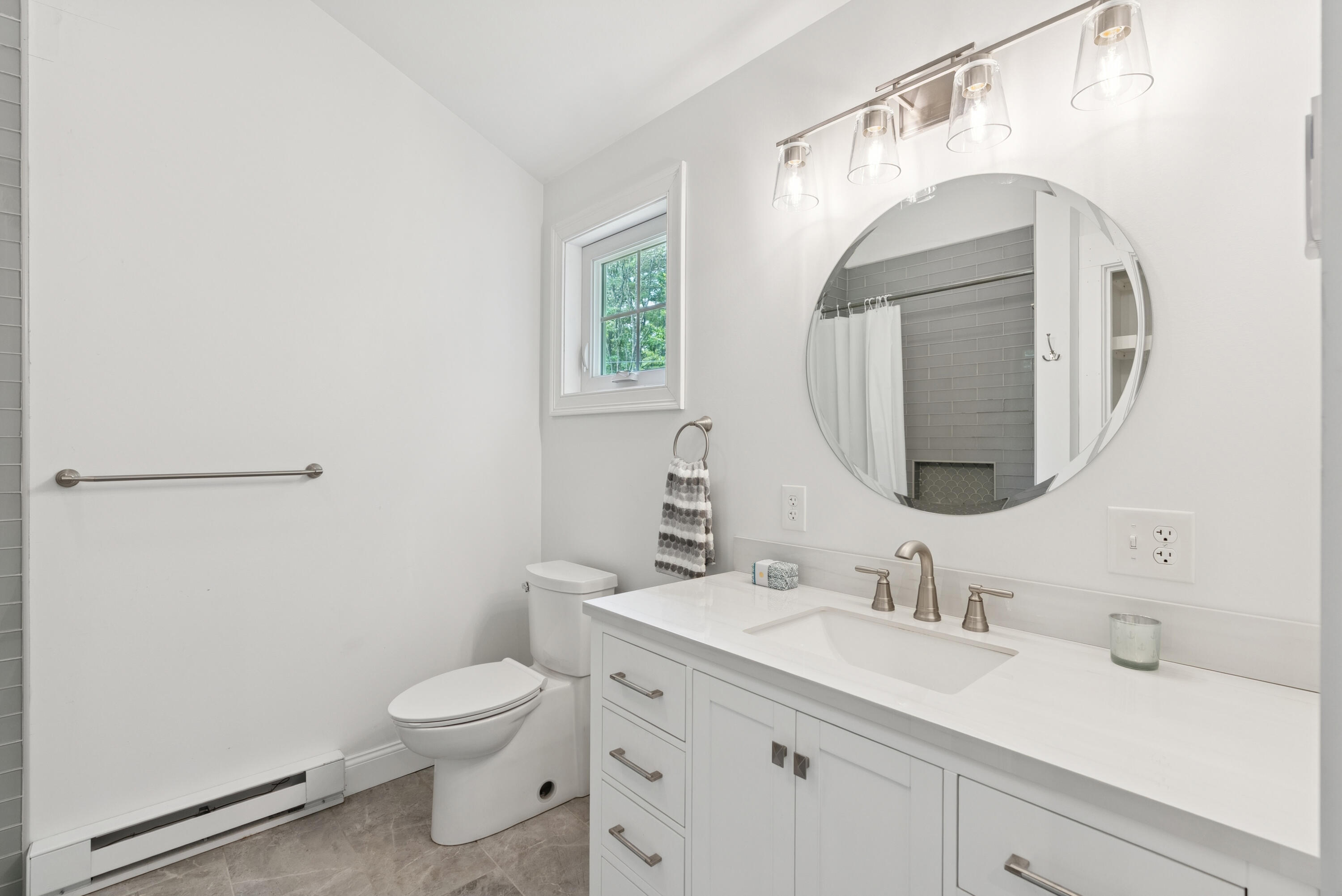 28 Riverlocks Road Kennebunk, ME 04043 - Photo 58 of 86 Bathroom