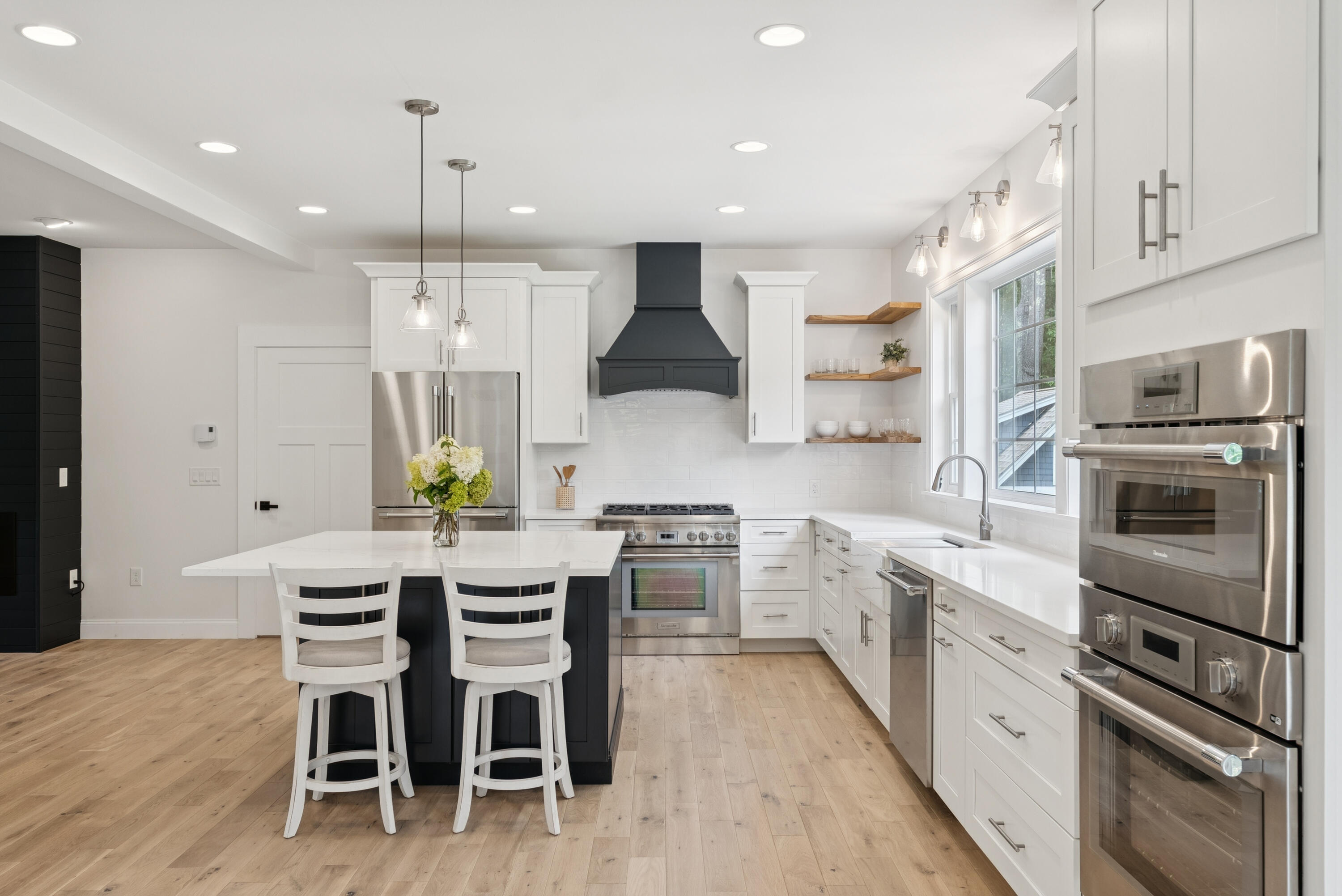 28 Riverlocks Road Kennebunk, ME 04043 - Photo 9 of 86 Kitchen