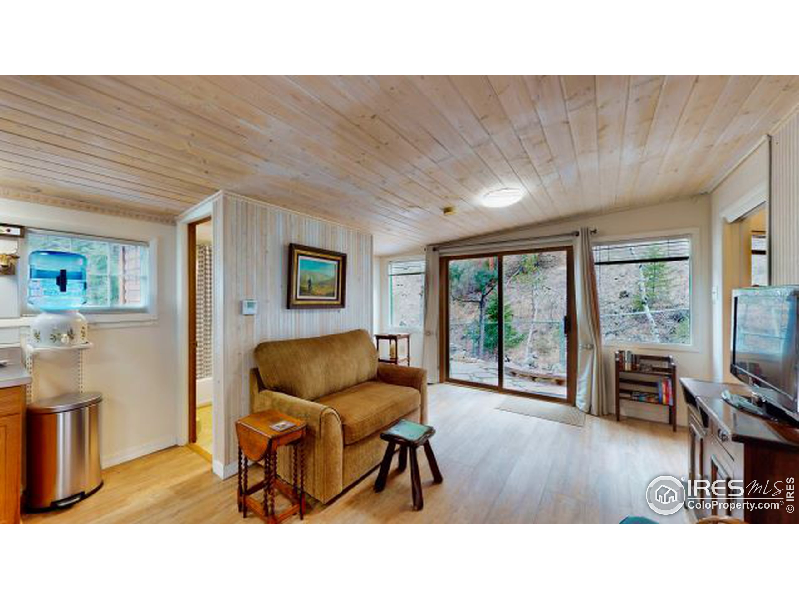 336 Waltonia Road Drake, CO 80515 - Photo 3 of 32