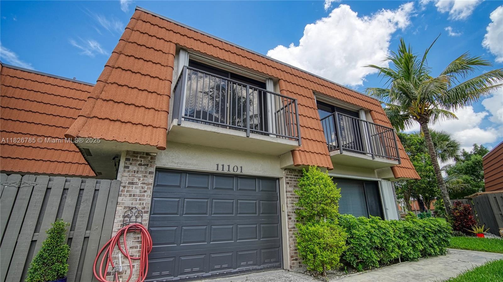 11101 Southwest 15th Manor Davie, FL 33324 - Photo 4 of 44