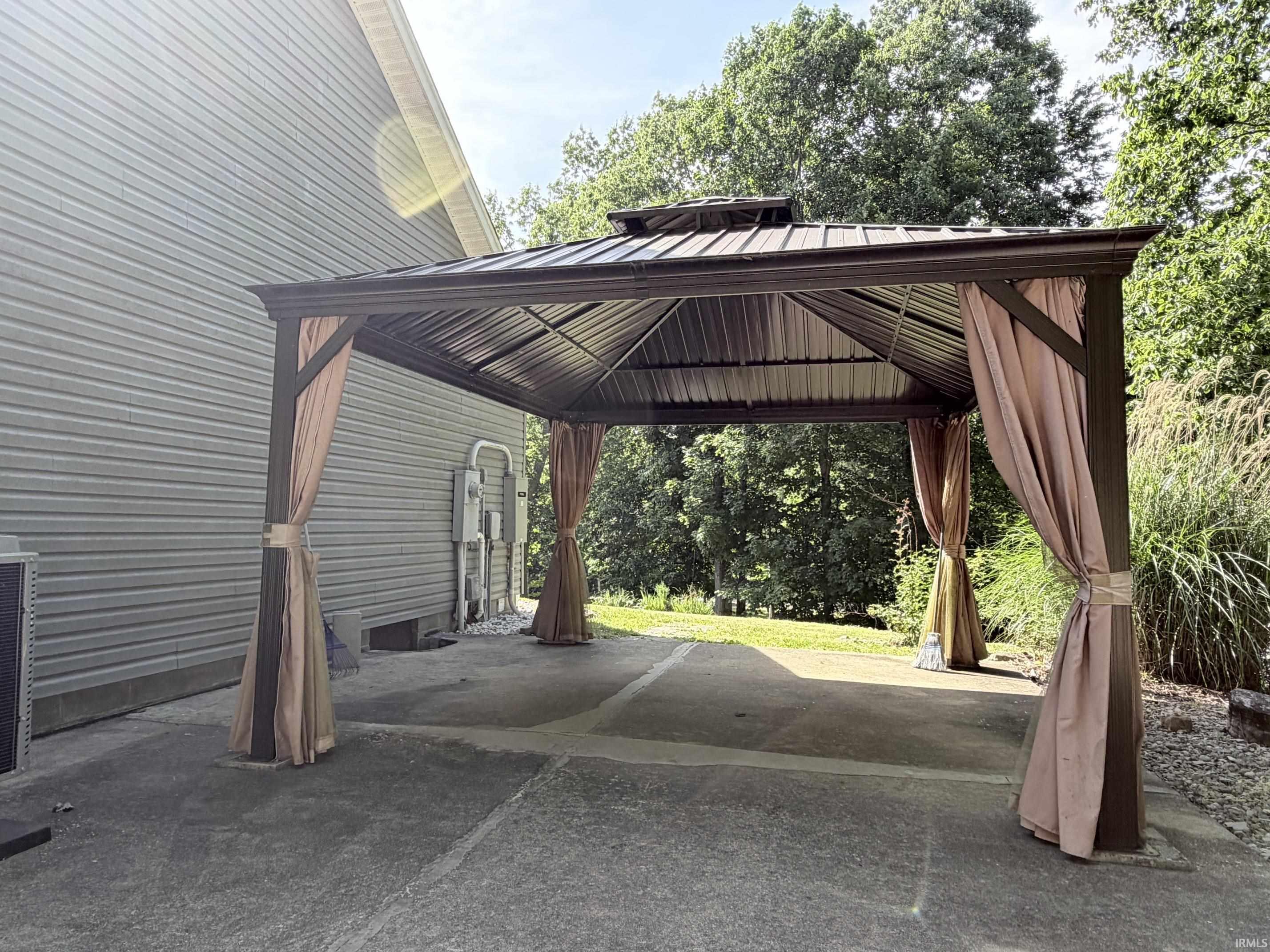 155 West Smithville Road Bloomington, IN 47403 - Photo 22 of 30