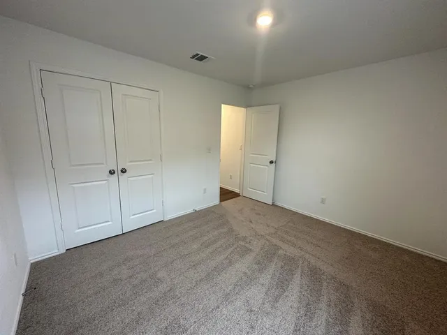 $2,150 | 346 Carmello, Kyle, TX 78640