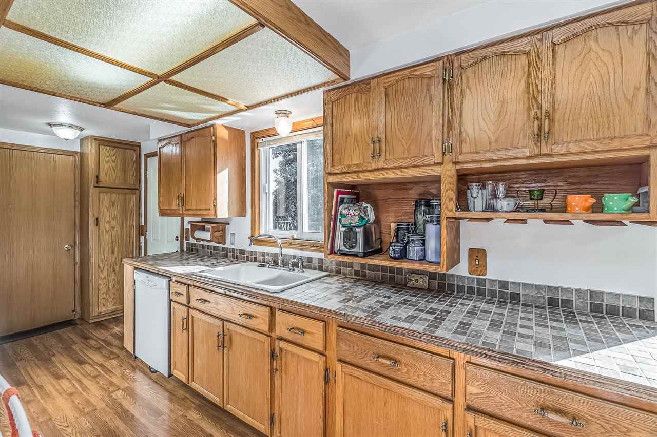 2394 Oak Road Pinconning, MI 48650 - Photo 12 of 37
