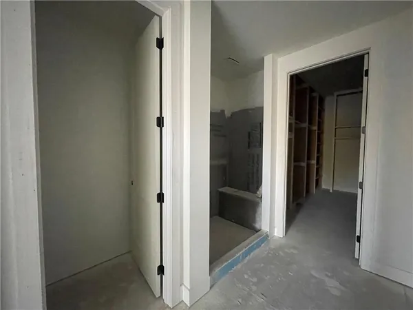 $1,000,400 | 2840 West 133rd Terrace, Leawood, KS 66209