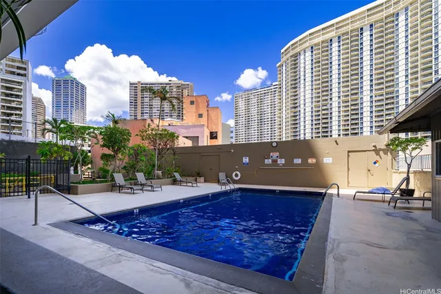 $135,000 | 1920 Ala Moana Boulevard, Unit 2009, Honolulu, HI 96815