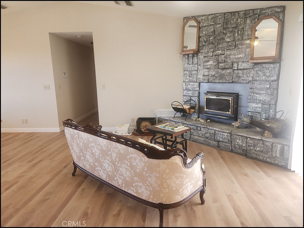 9425 Mountain Road Pinon Hills, CA 92372 - Photo 20 of 49 Gallery Image 20