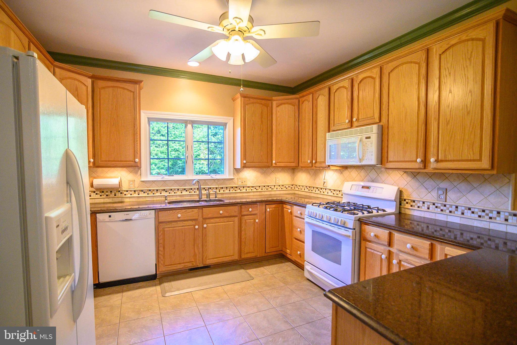 7155 Pine Ridge Road Marshall, VA 20115 - Photo 42 of 79 This is a fantastic kitchen layout