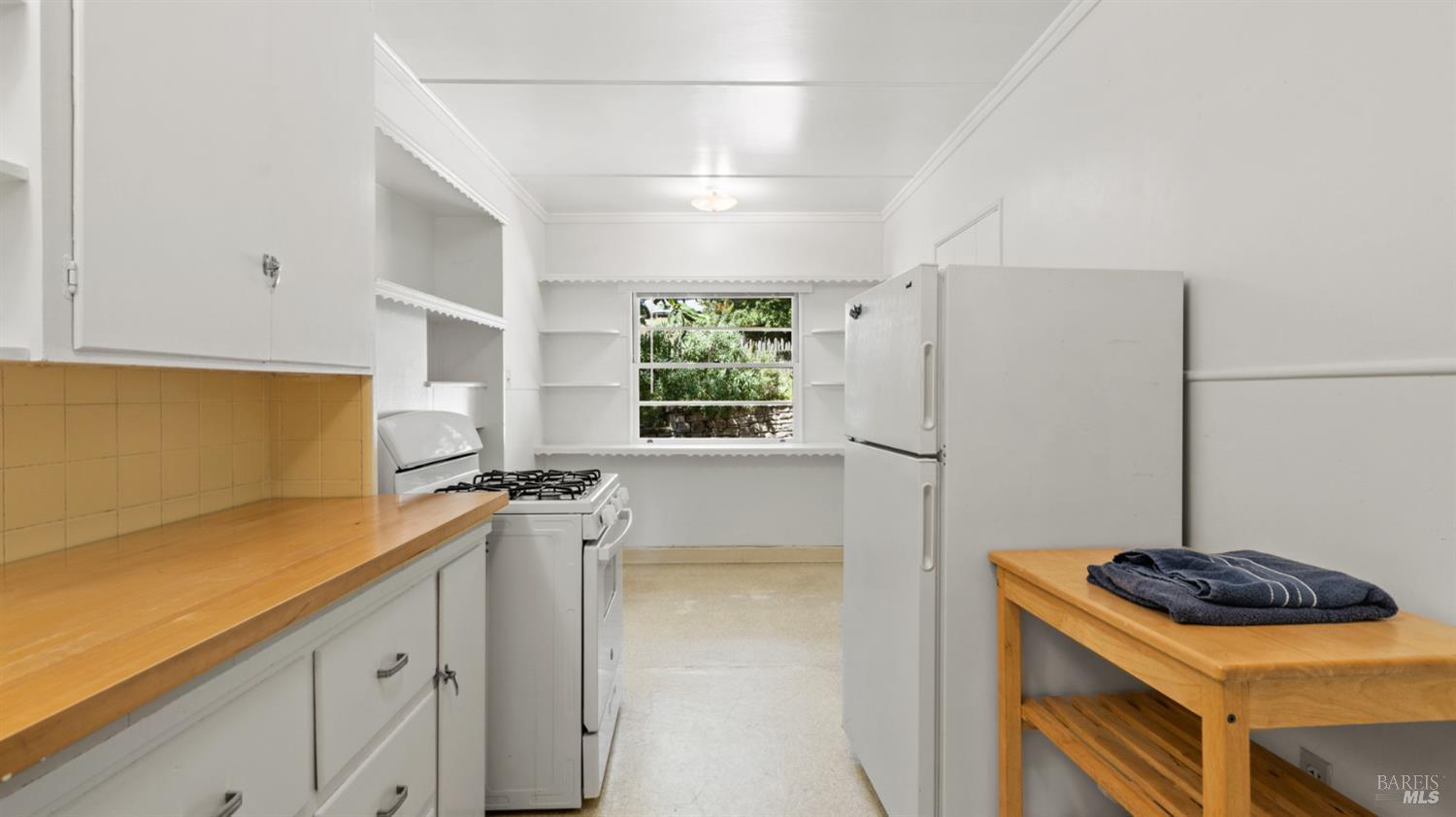 22 Oak Road Fairfax, CA 94930 - Photo 16 of 47