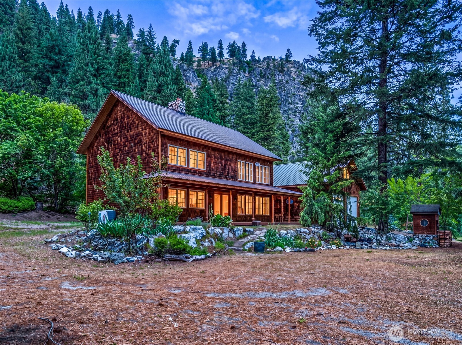 4650 Navarre Coulee Road Chelan, WA 98816 - Photo 2 of 40