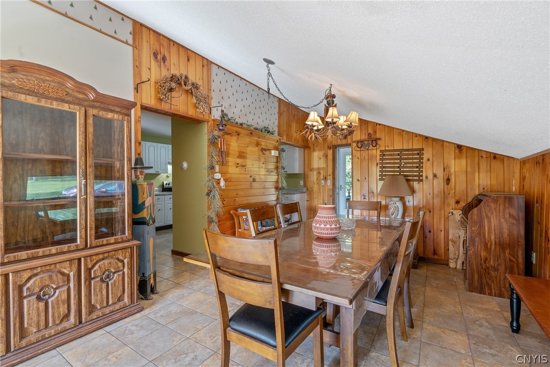 436 Albion Cross Road Pulaski, NY 13142 - Photo 6 of 49