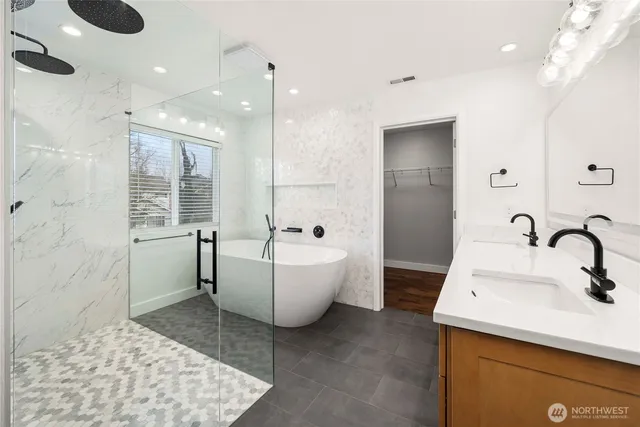 $725,000 | 6519 Discovery Street East, Fife, WA 98424