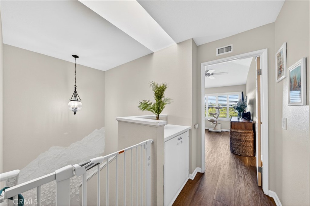 2731 Erringer Road, Unit 71 Simi Valley, CA 93065 - Photo 12 of 33