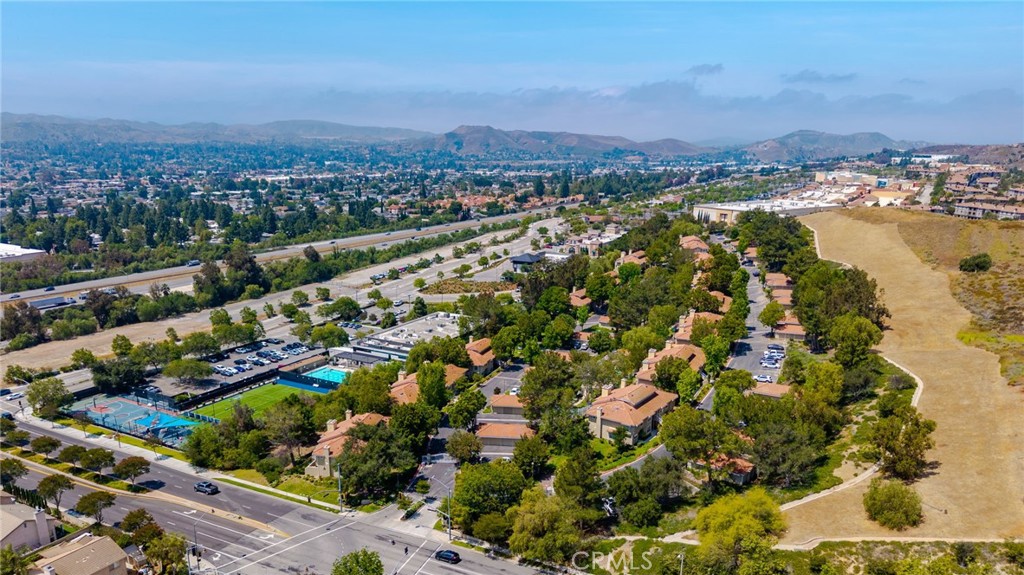 2731 Erringer Road, Unit 71 Simi Valley, CA 93065 - Photo 31 of 33