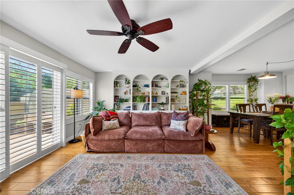 2731 Erringer Road, Unit 71 Simi Valley, CA 93065 - Photo 10 of 33