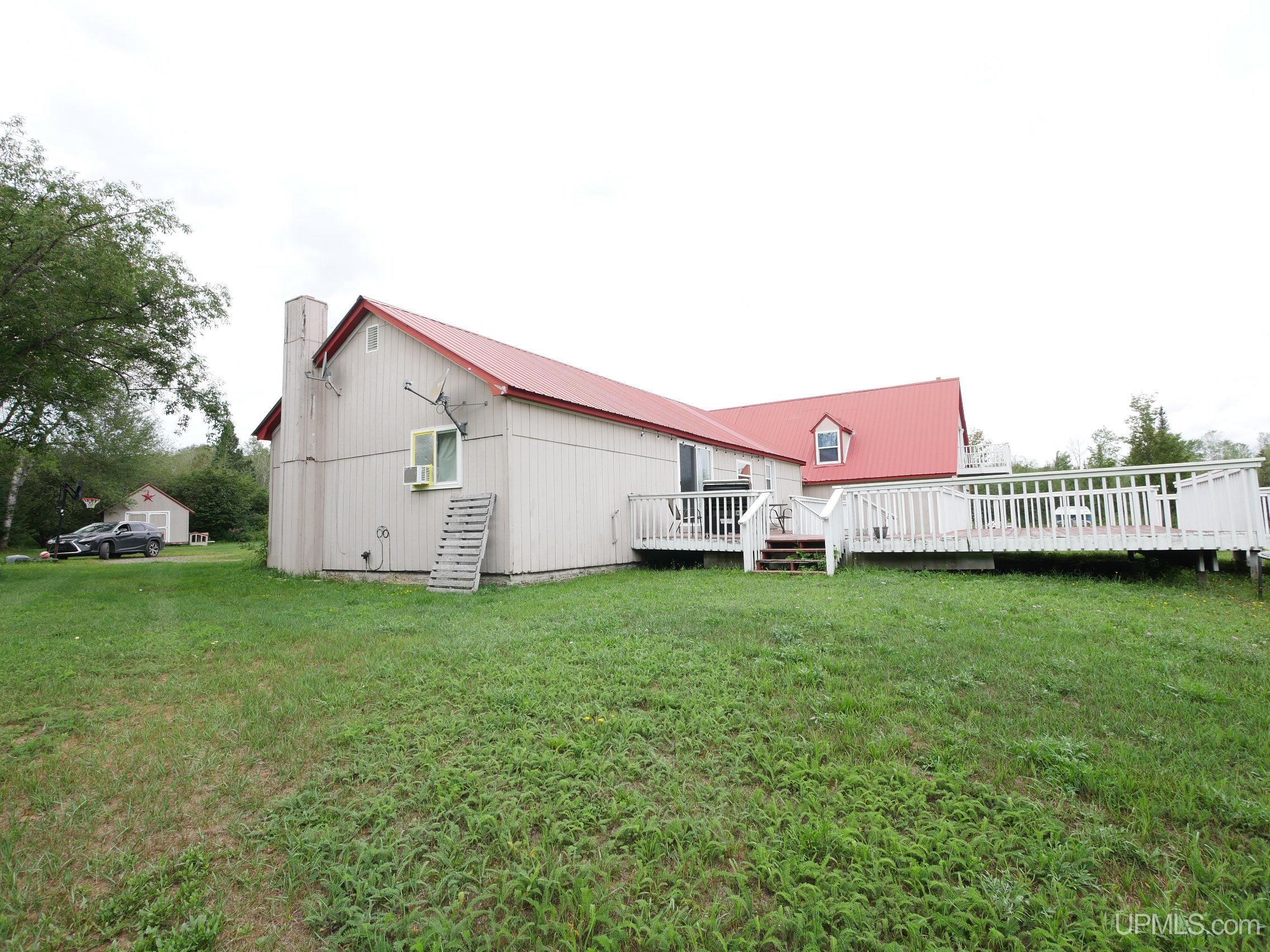 39586 Lower Worham Road Chassell, MI 49916 - Photo 13 of 74 Gallery Image 13
