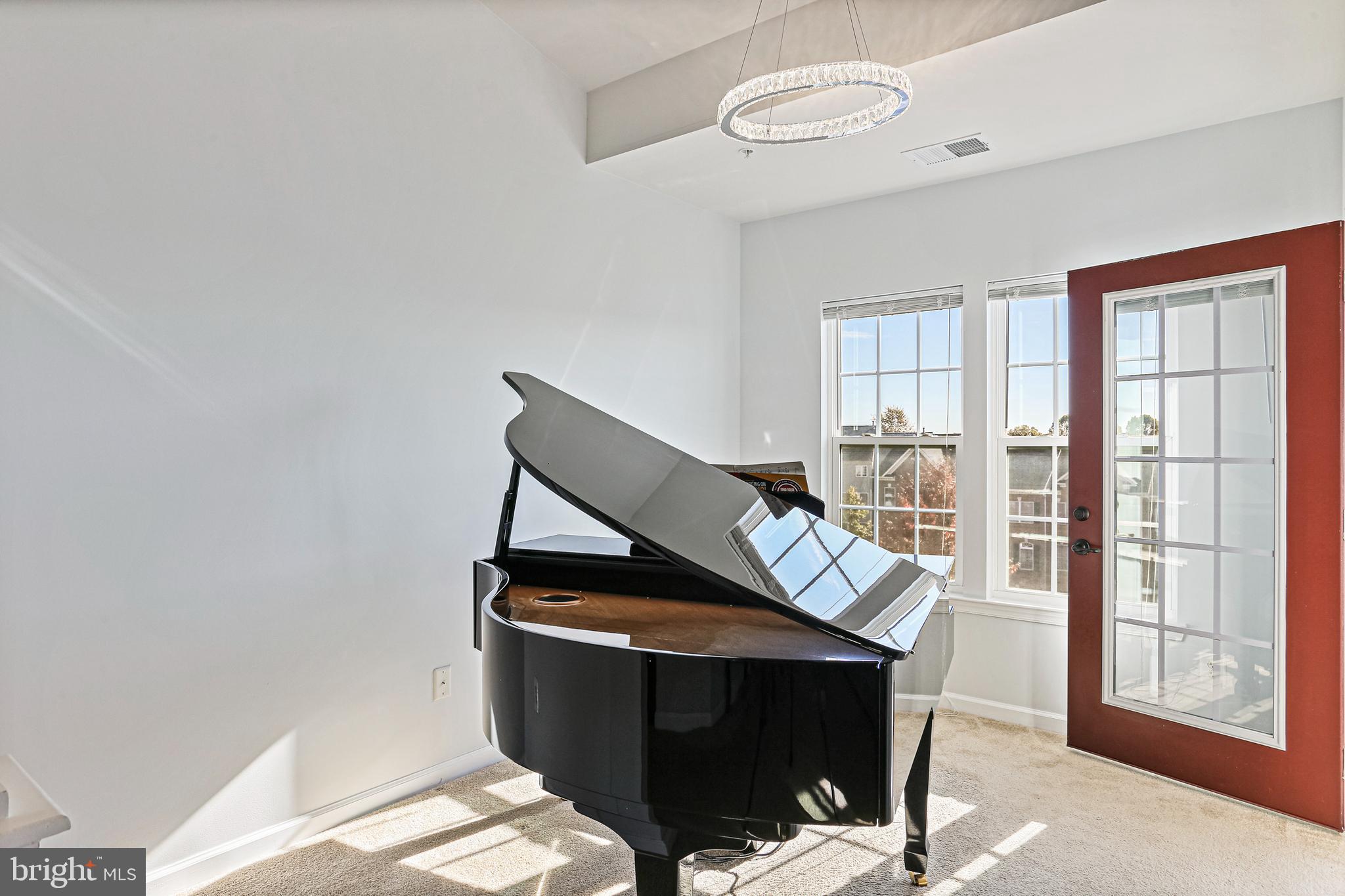 8420 Ice Crystal Drive, Unit P Laurel, MD 20723 - Photo 13 of 32 Bonus room off of the kitchen and living room