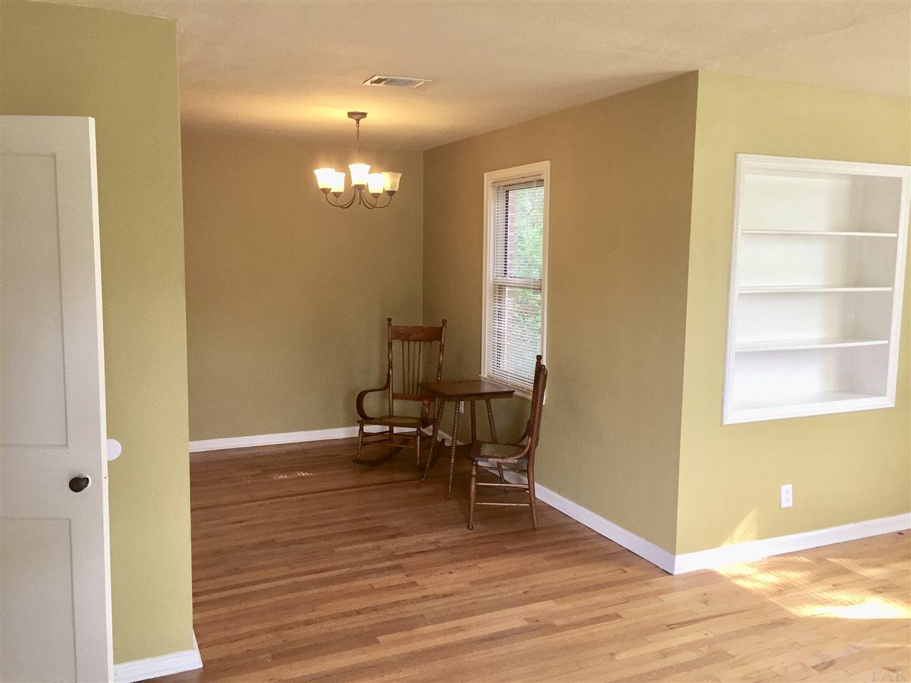 220 Greve Road Pensacola, FL 32507 - Photo 4 of 27