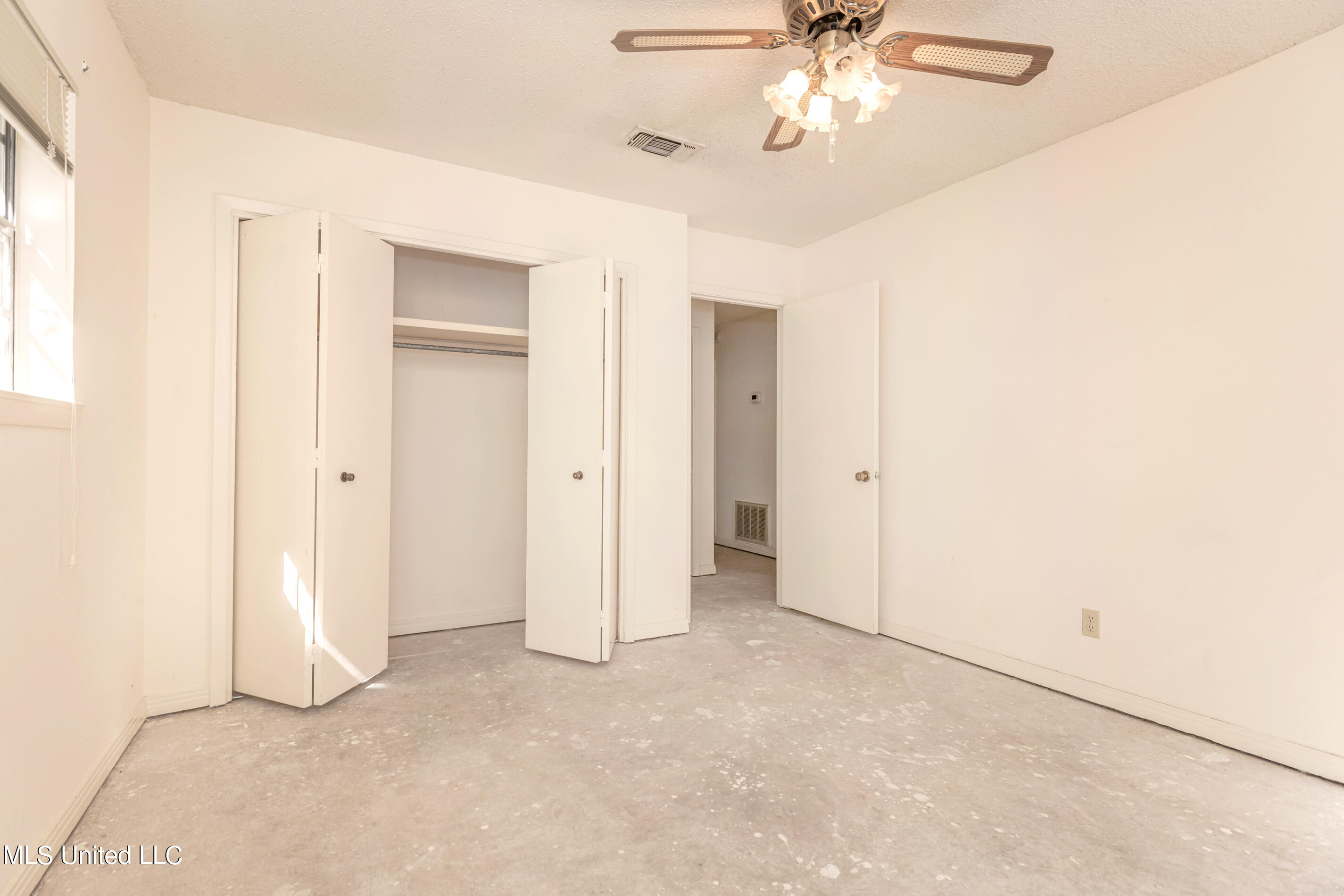 2568 Old Bay Road Biloxi, MS 39531 - Photo 20 of 44 IMG_0496