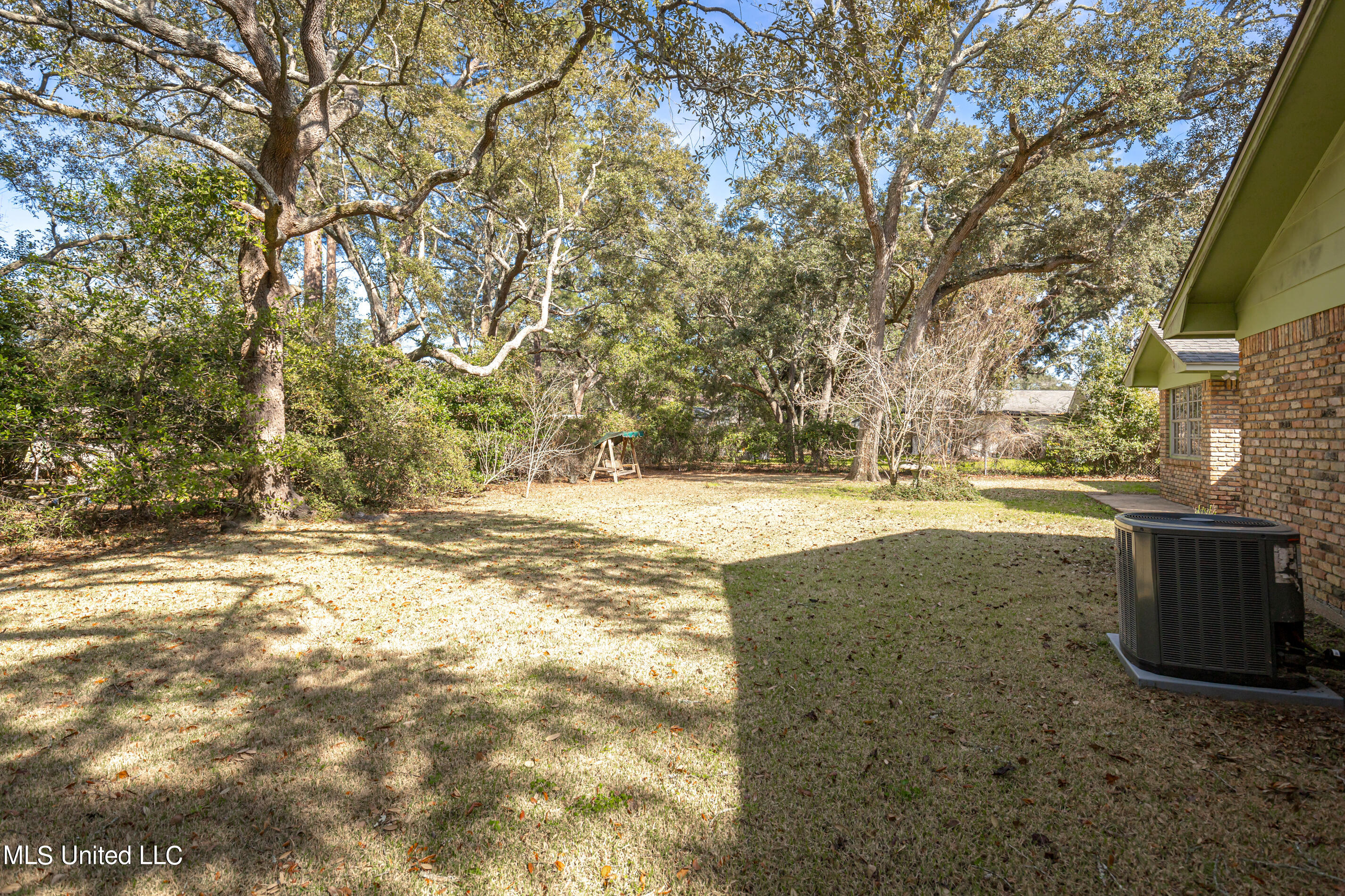 2568 Old Bay Road Biloxi, MS 39531 - Photo 34 of 44 IMG_0508