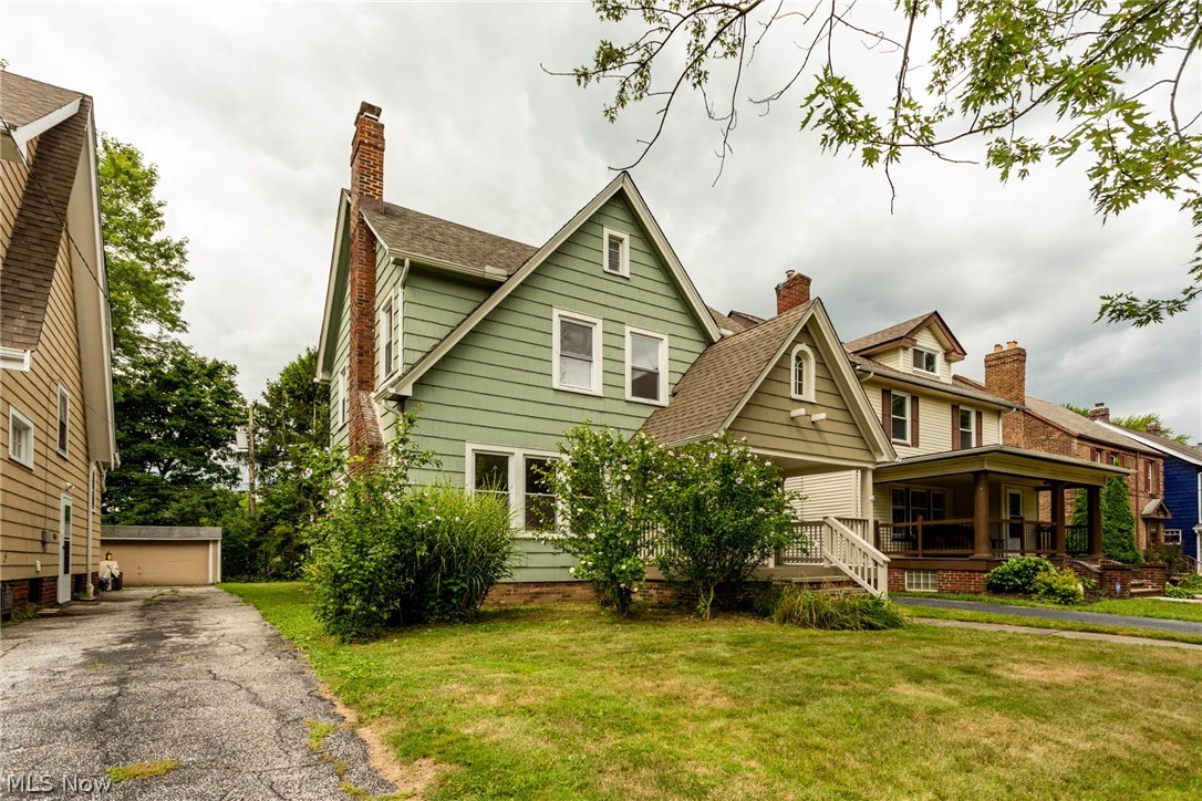 3478 Northcliffe Road Cleveland, OH 44118 - Photo 2 of 31