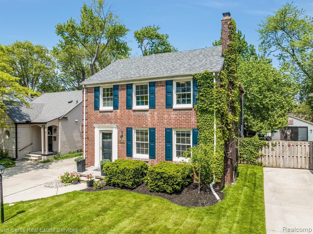 1322 Hampton Road Grosse Pointe Woods, MI 48236 - Photo 40 of 42