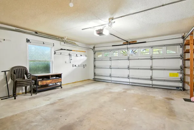 $2,600 | 24 Cinderella Lane Northwest, Fort Walton Beach, FL 32547