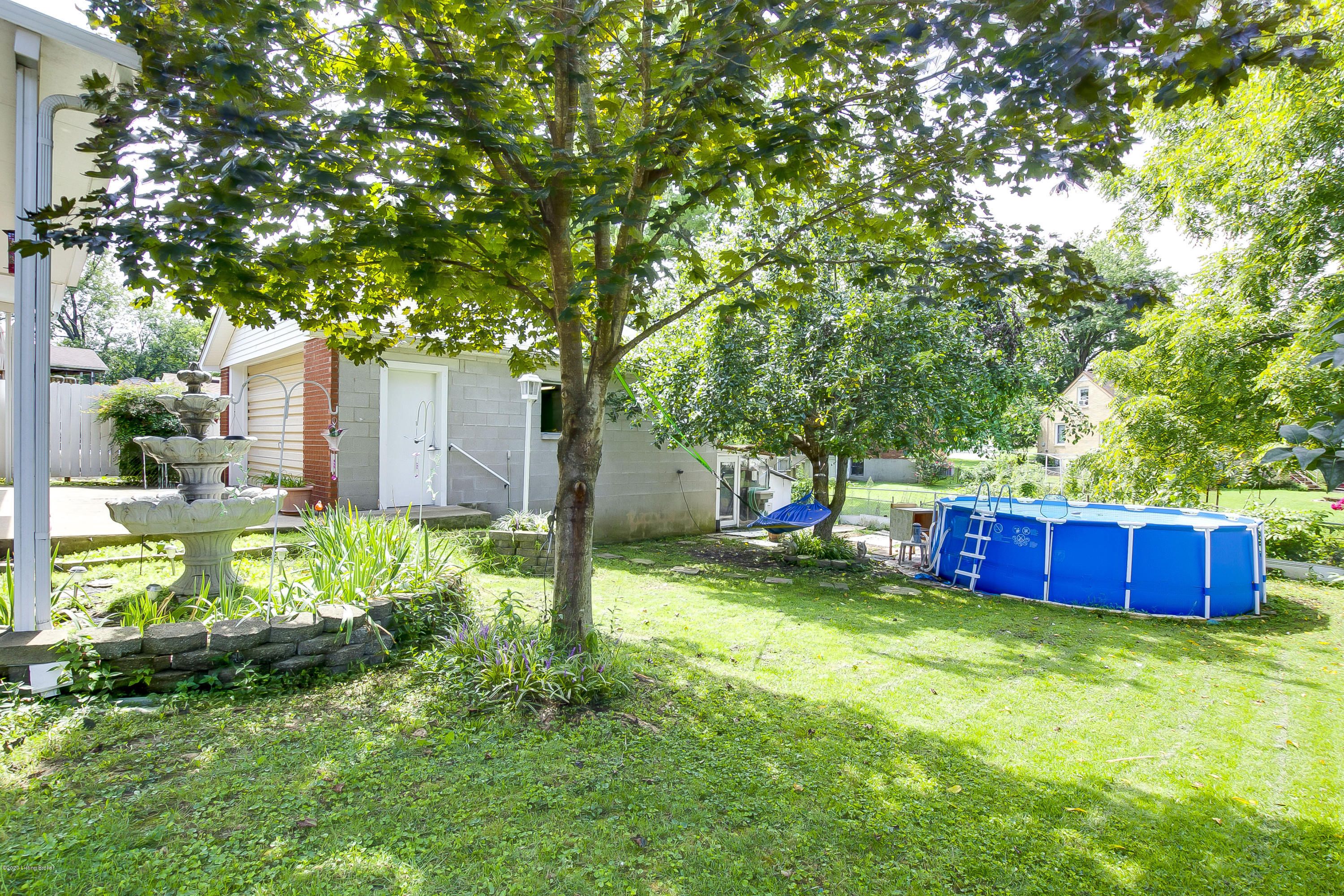 5402 Layne Road Louisville, KY 40219 - Photo 38 of 43 Backyard with pool