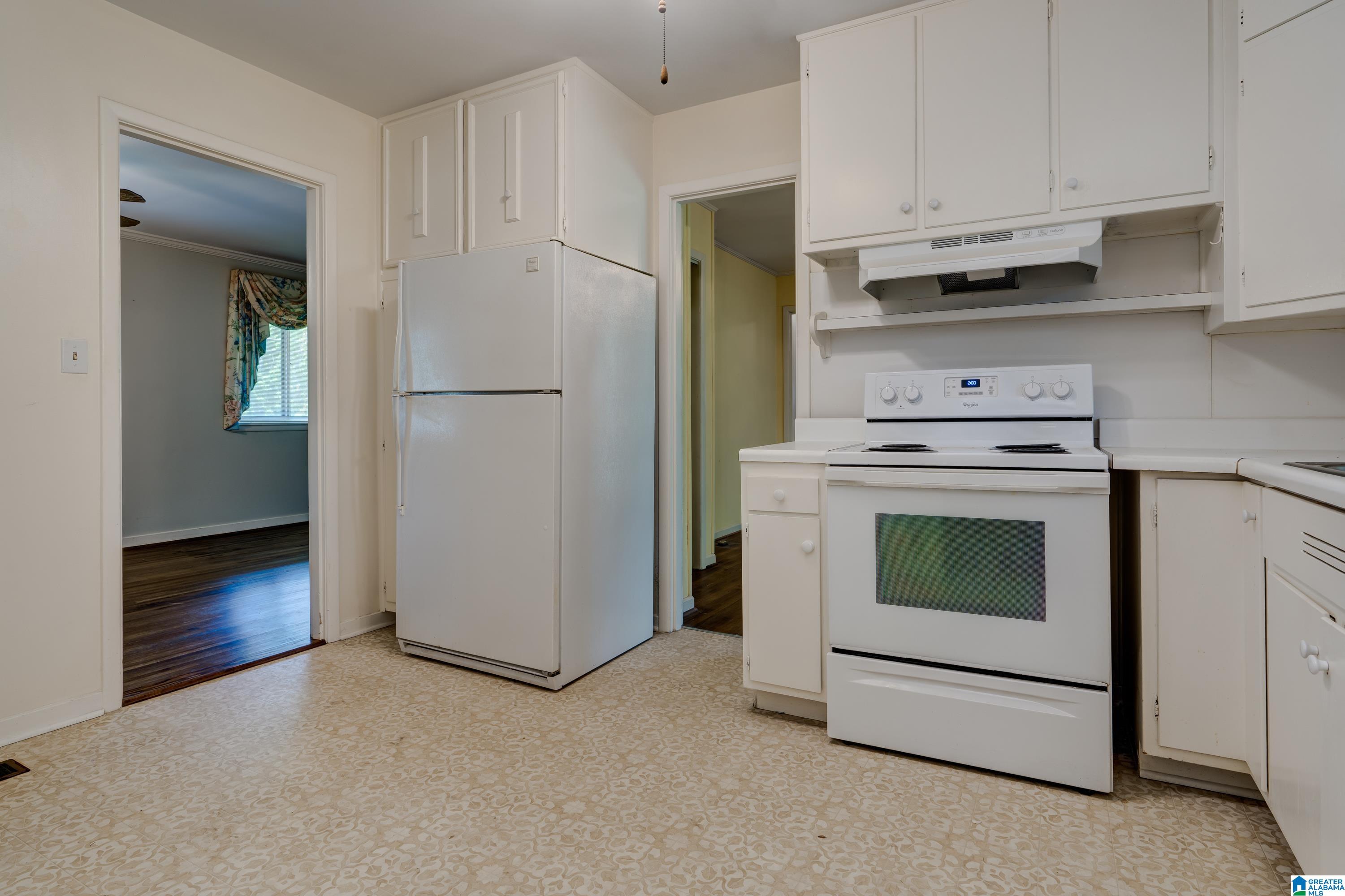1109 Bowman Road Birmingham, AL 35235 - Photo 10 of 27