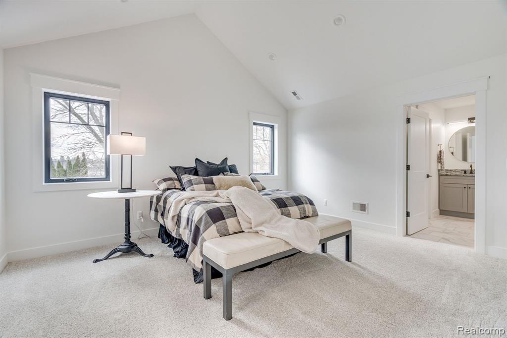 913 Fairview Avenue Rochester, MI 48307 - Photo 21 of 48 Gallery Image 21