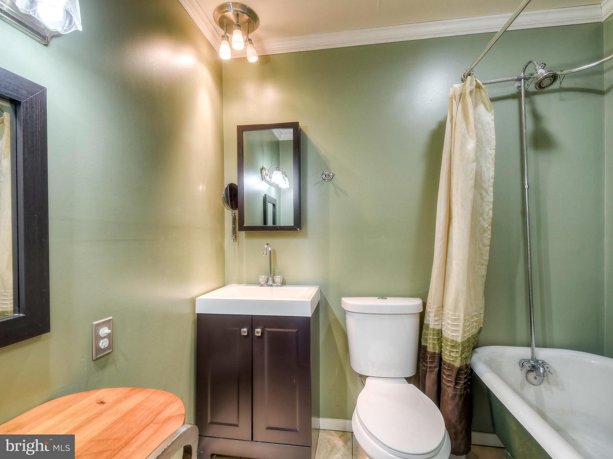 1907 Hanson Road Edgewood, MD 21040 - Photo 19 of 38 Full 2nd Bath on Main Level