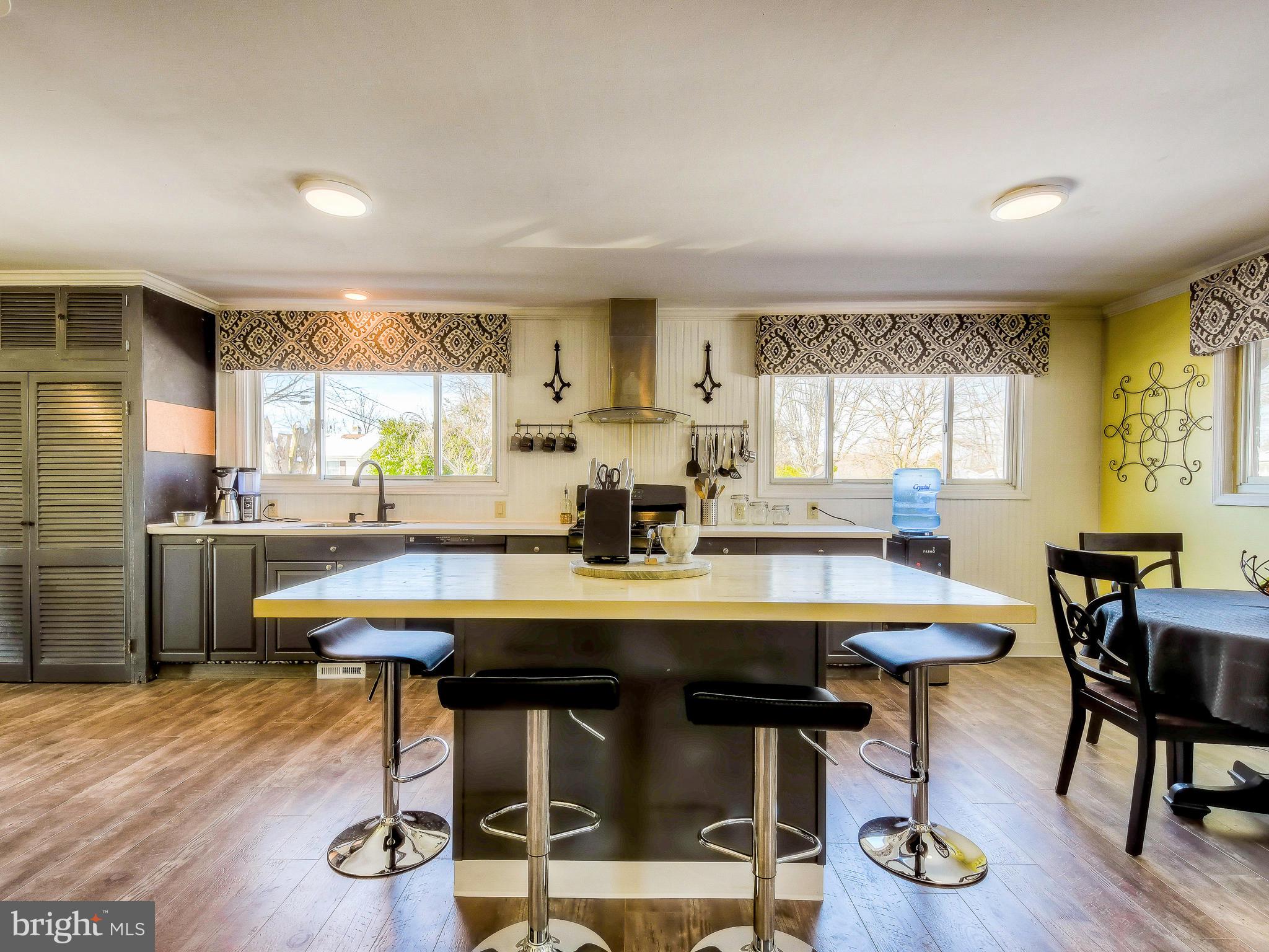 1907 Hanson Road Edgewood, MD 21040 - Photo 6 of 38 Custom Solid Wood Birch Countertop on Island