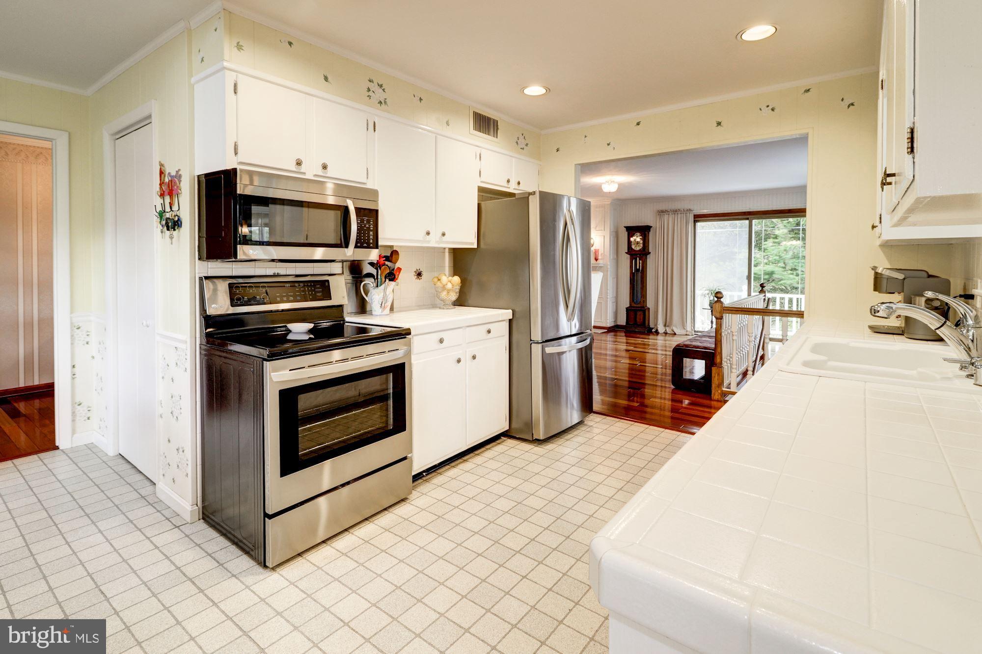 12723 Fingerboard Road Monrovia, MD 21770 - Photo 12 of 54