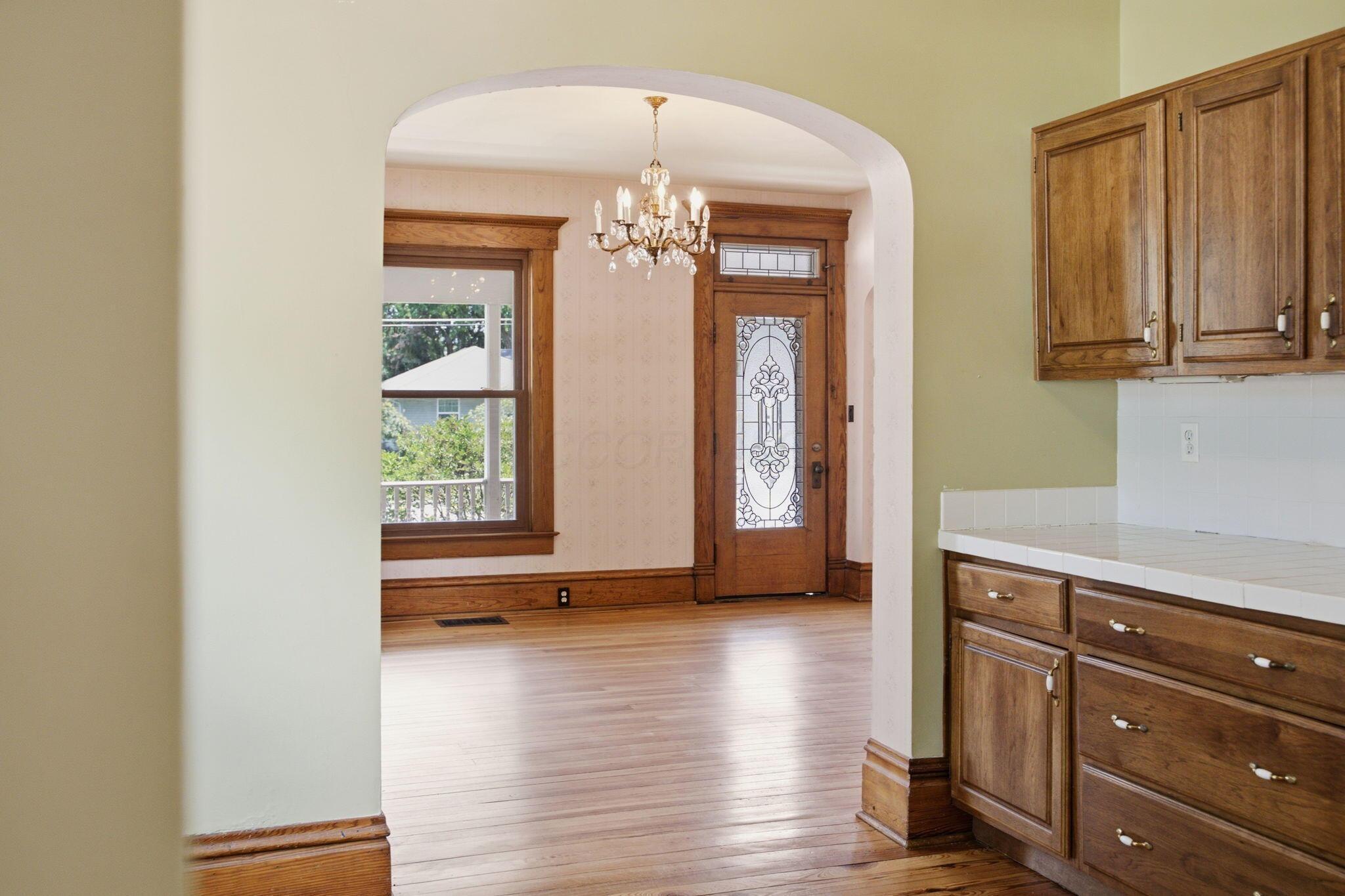 484 County Line Road Westerville, OH 43082 - Photo 21 of 72