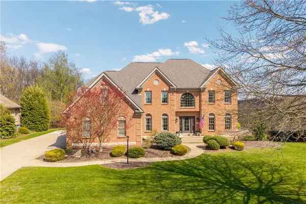 $849,999 | 243 Arrowhead Lane, Eighty Four, PA 15330