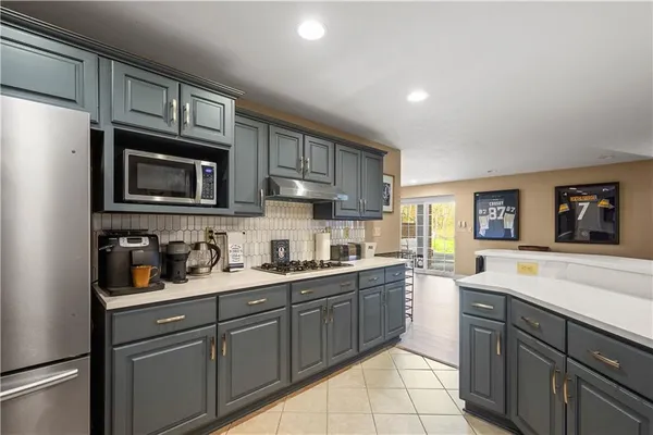 $849,999 | 243 Arrowhead Lane, Eighty Four, PA 15330