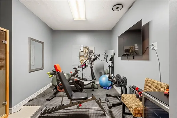 $849,999 | 243 Arrowhead Lane, Eighty Four, PA 15330