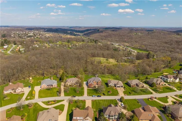 $849,999 | 243 Arrowhead Lane, Eighty Four, PA 15330