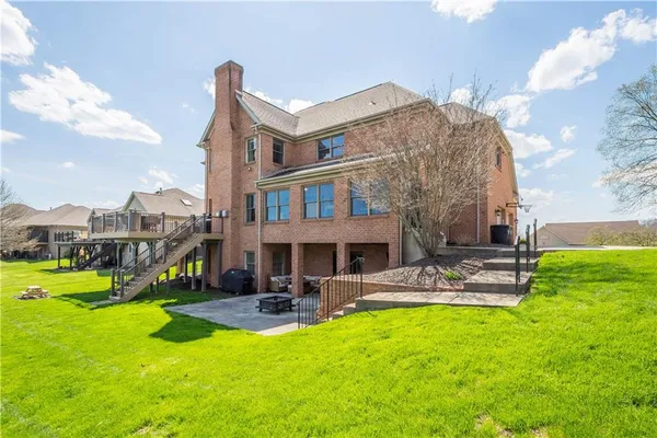 $849,999 | 243 Arrowhead Lane, Eighty Four, PA 15330