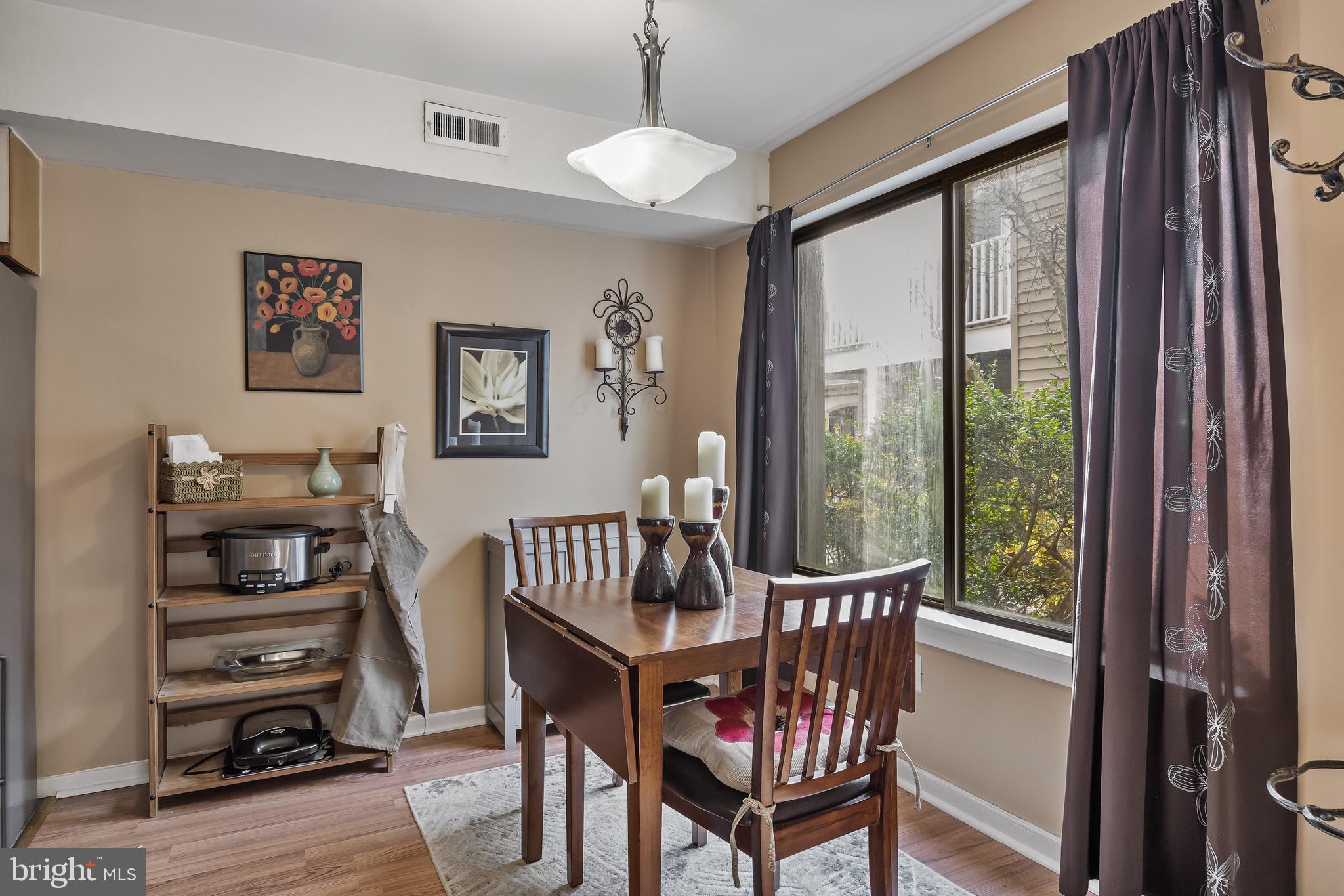 311 Gregorys Way Voorhees, NJ 08043 - Photo 9 of 23 Dining Area