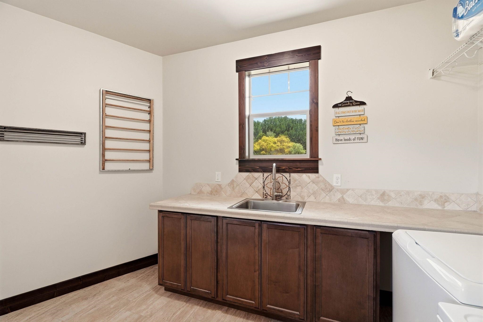 10638 South Hangman Valley Road Spokane, WA 99224 - Photo 29 of 49