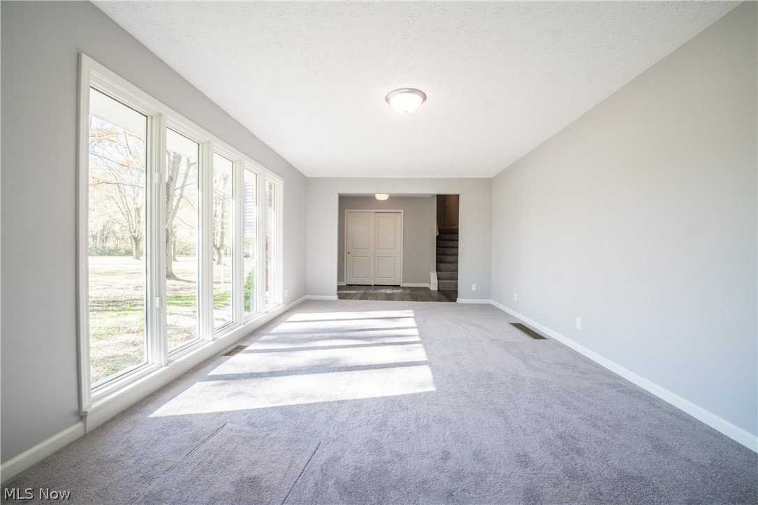 44710 Stang Road Elyria, OH 44035 - Photo 6 of 31 Gallery Image 6