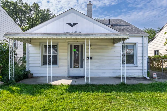 $1,230 | 17656 Toepfer Drive, Eastpointe, MI 48021