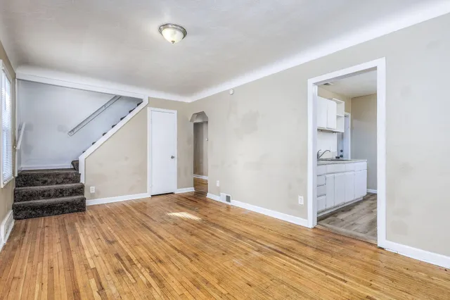 $1,230 | 17656 Toepfer Drive, Eastpointe, MI 48021