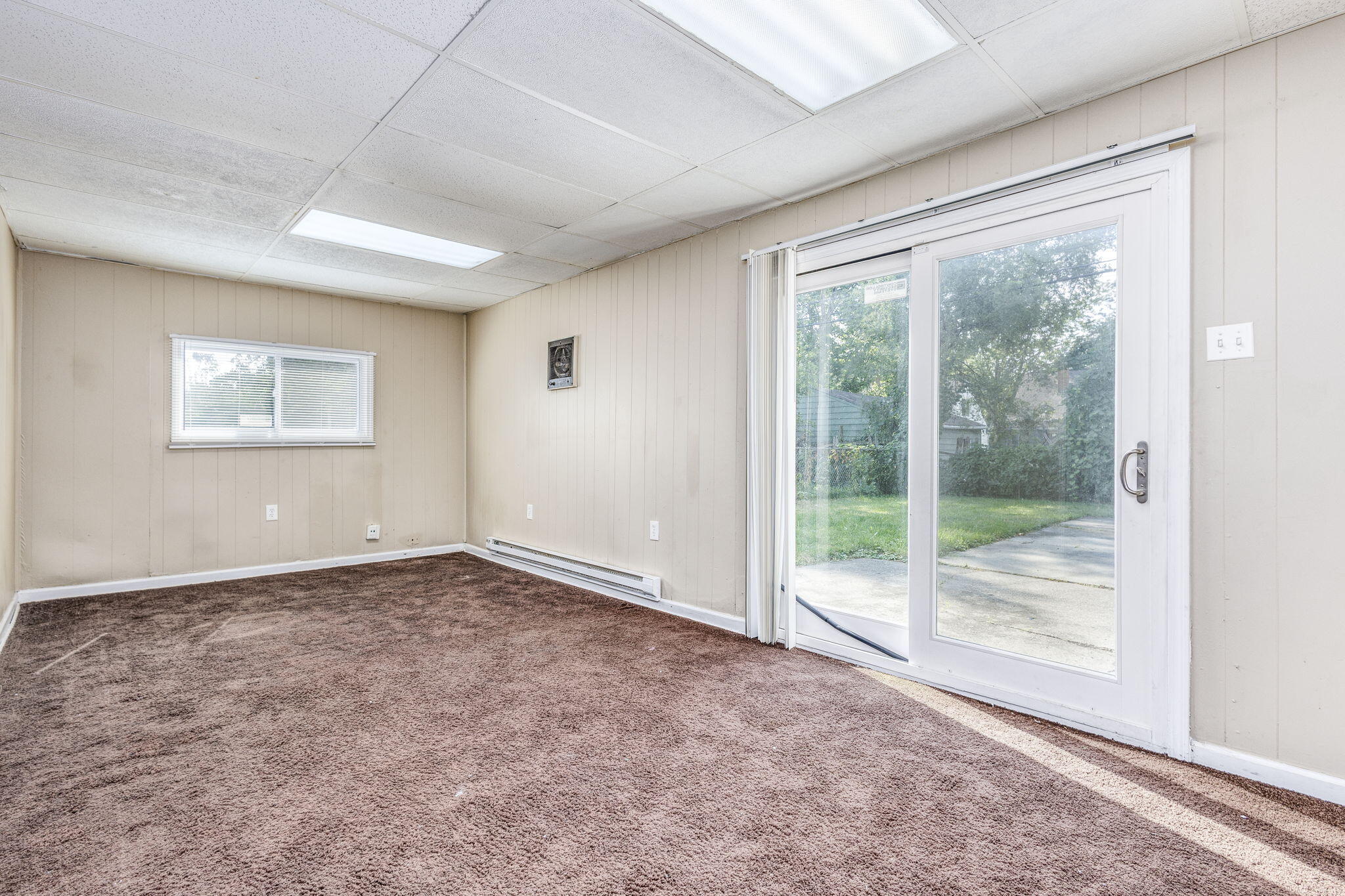 17656 Toepfer Drive Eastpointe, MI 48021 - Photo 14 of 24 10. Bed Two v1