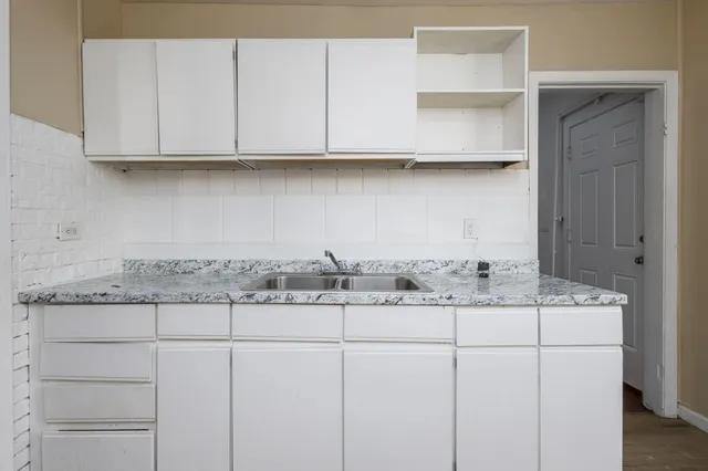 $1,230 | 17656 Toepfer Drive, Eastpointe, MI 48021