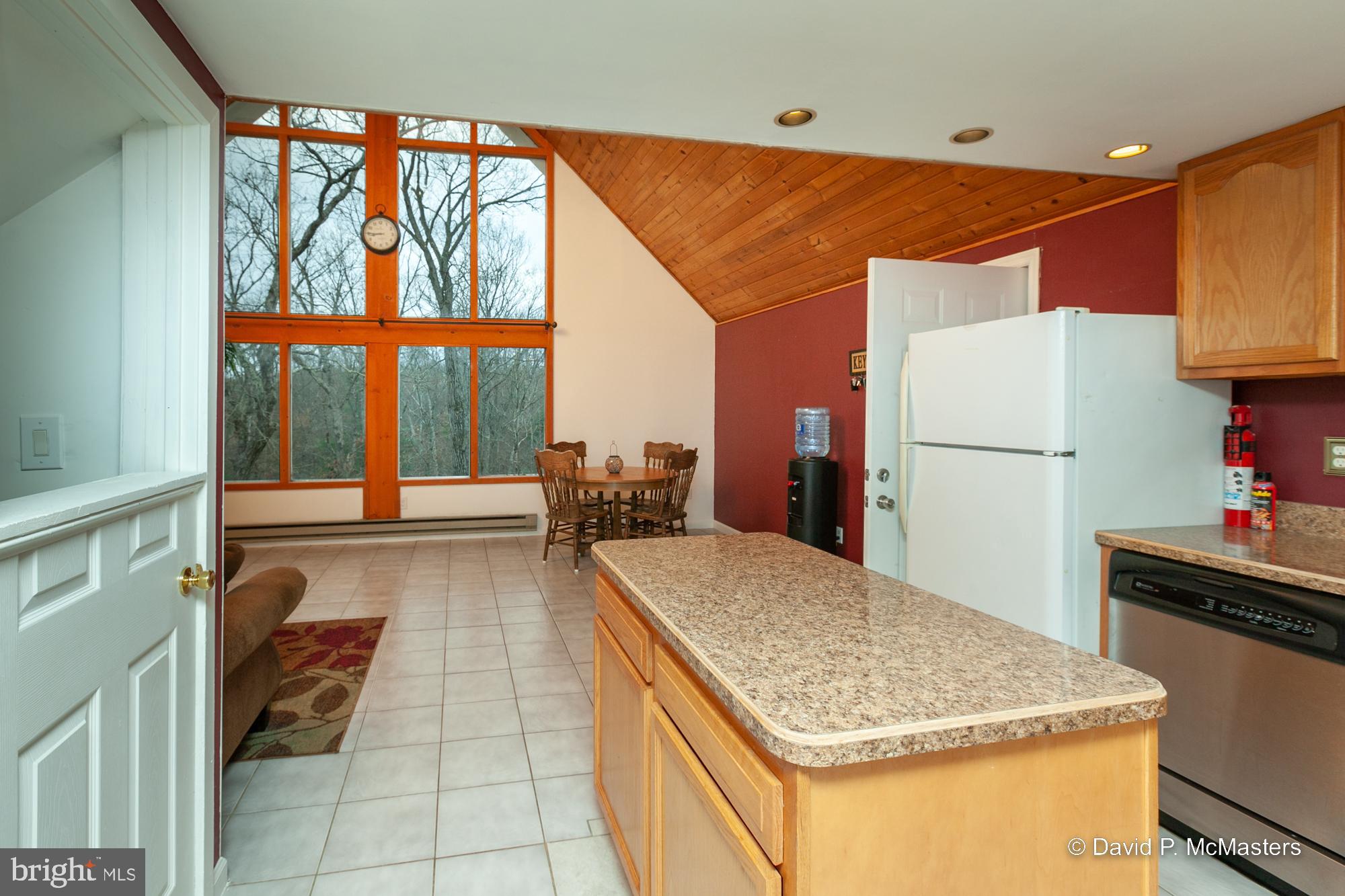 584 Getaway Road Hedgesville, WV 25427 - Photo 13 of 65