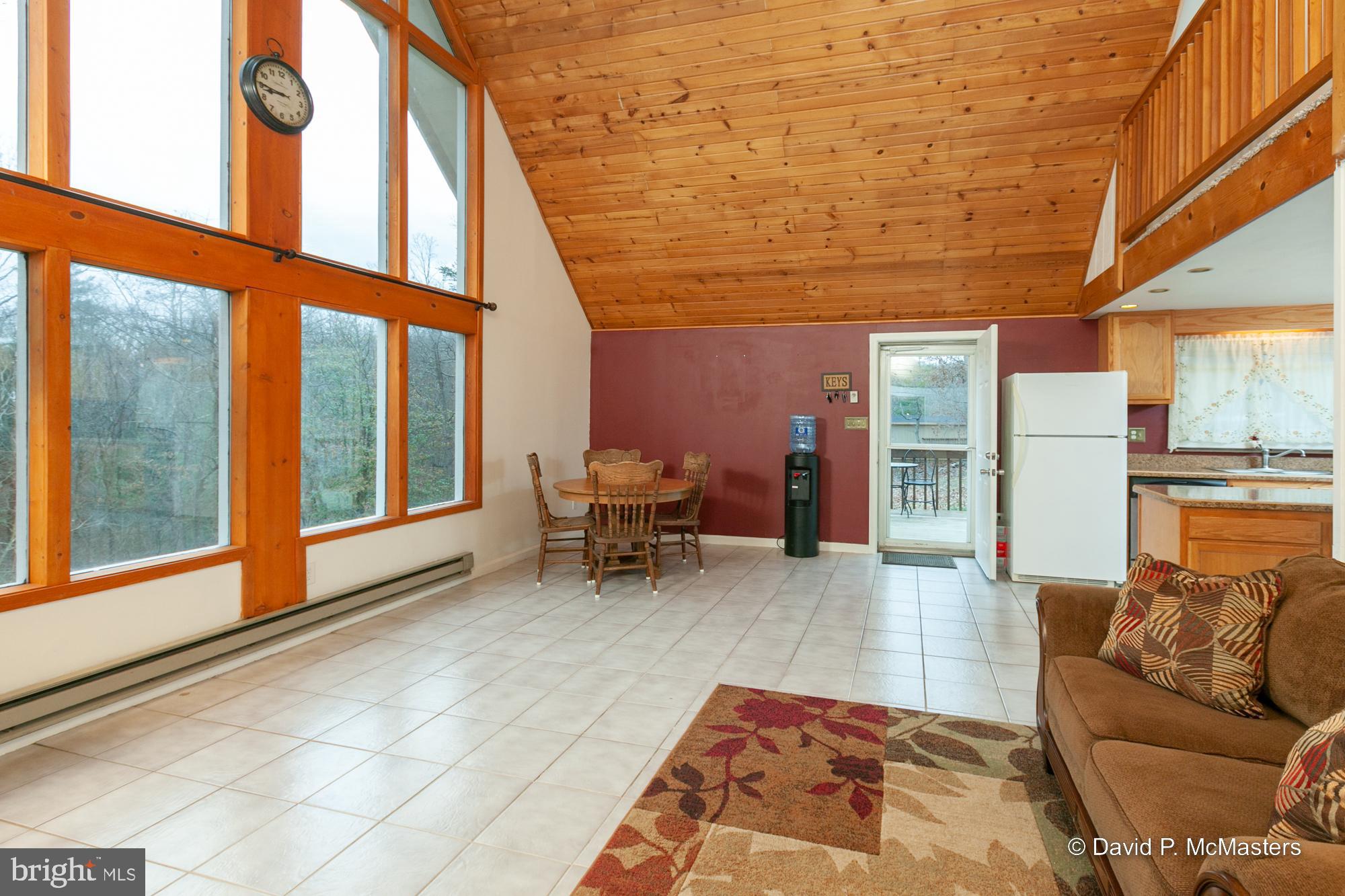 584 Getaway Road Hedgesville, WV 25427 - Photo 5 of 65
