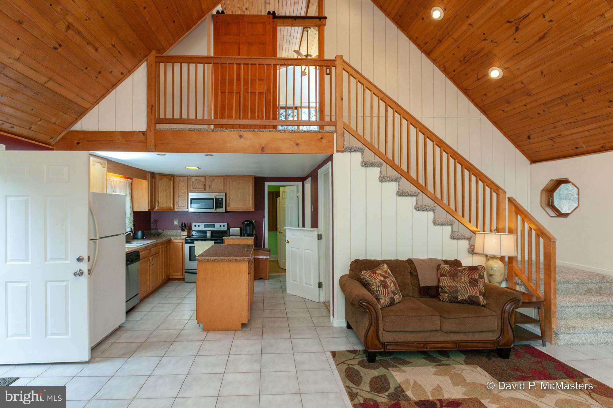 584 Getaway Road Hedgesville, WV 25427 - Photo 9 of 65