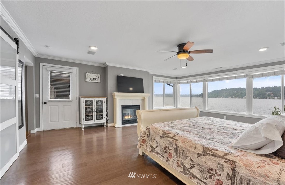 6827 Ripley Ln S East Renton, WA 98056 - Photo 18 of 40